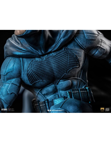 DC Comics - Batman On Batsignal Snyder Justice League 1/10