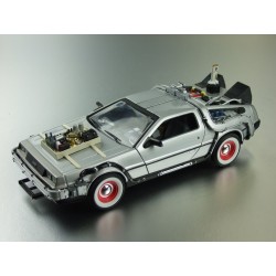 Retour vers le Futur III - réplique DeLorean 1/24