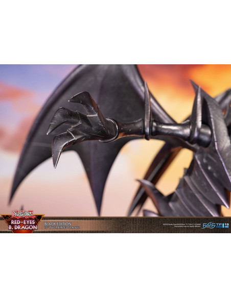 Yu-Gi-Oh ! Red-Eyes B. Dragon Black Colour