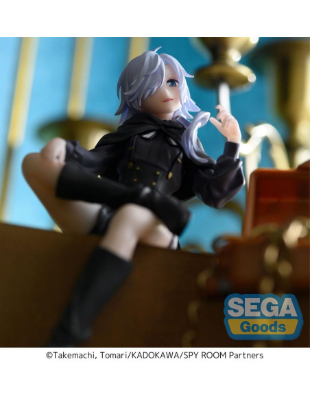 Figurine Spy Classroom Monika Perching PM