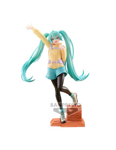 Figurine Hatsune Miku Holiday Memories Mountain Climbing Ver. 