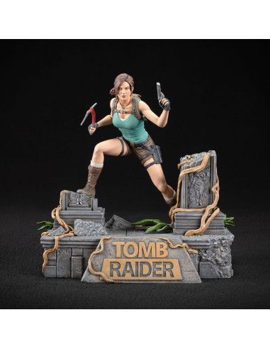 Tomb Raider Lara Croft Dark Horse