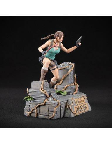 Tomb Raider Lara Croft Dark Horse