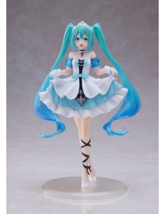 Figurine Hatsune Miku Wonderland Cinderella de face, montrant la robe de bal et le design de la Cendrillon