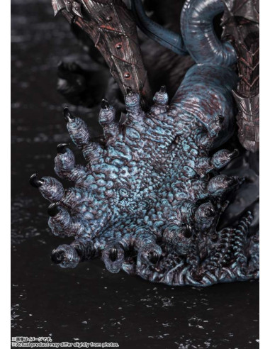 Figurine Berserker Guts Armure du Berserker Figuarts Zero Touche Metallique