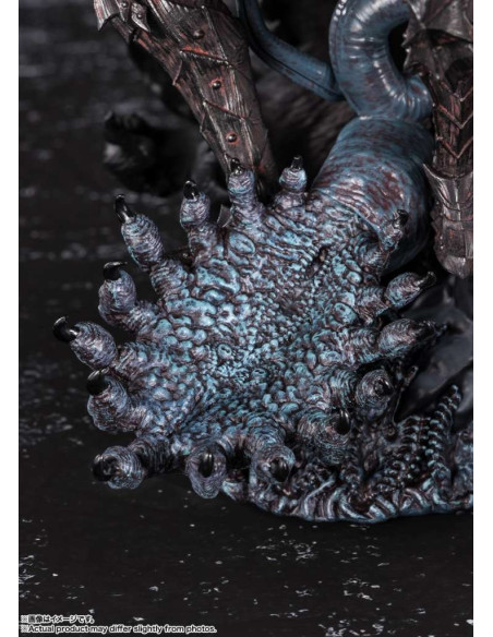 Figurine Berserker Guts Armure du Berserker Figuarts Zero Touche Metallique