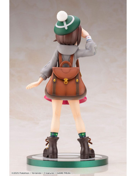 Vue de dos de la statuette Pokémon, montrant la coiffure de Gloria et la queue de Larméléon