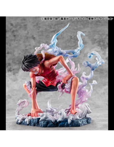Profil de la figurine, mettant en évidence la musculature et le mouvement
