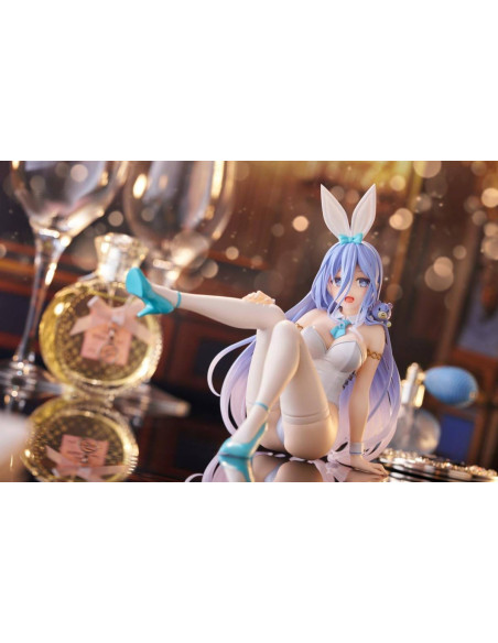 Figurine Takamiya Mio Desktop Cute de face, dans son costume de lapin