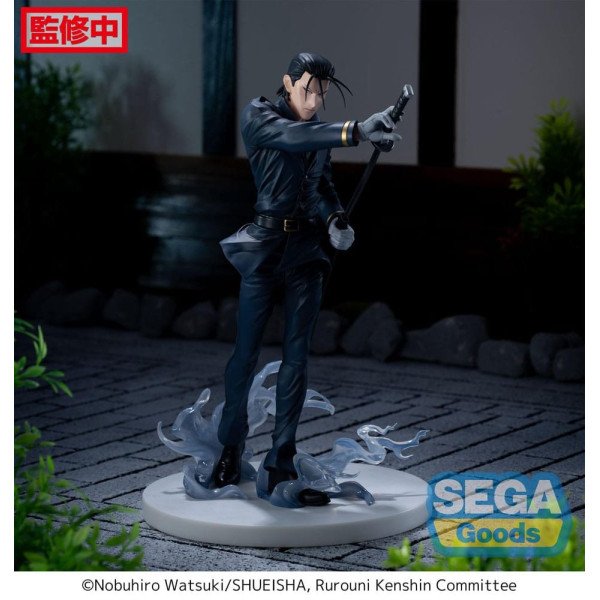 Saitou Hajime prêt à dégainer, dans une pose dynamique mettant en valeur toute la prestance du personnage.
