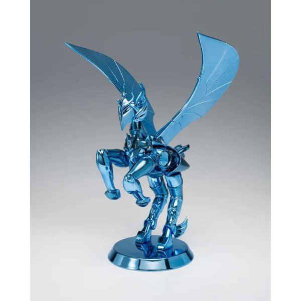 Forme Totem de l’armure de Pégase, entièrement assemblée et fidèle à l’œuvre originale.