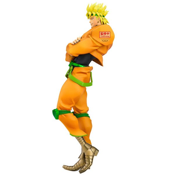 Vue de profil de la figurine DIO JoJo Stardust Crusaders Banpresto montrant la posture arrogante