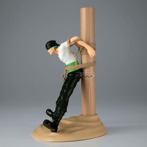 Figurine Pirate Hunter Zoro Figure Life Banpresto en mise en scène officielle One Piece 2