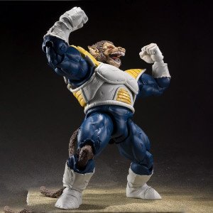 Figurine articulée Great Ape Vegeta en pose de hurlement de puissance, collection Dragon Ball Z.