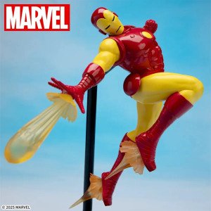 Figurine Iron Man Marvel ACT CUT Figure Banpresto en position de vol dynamique avec effets de propulsion translucides
