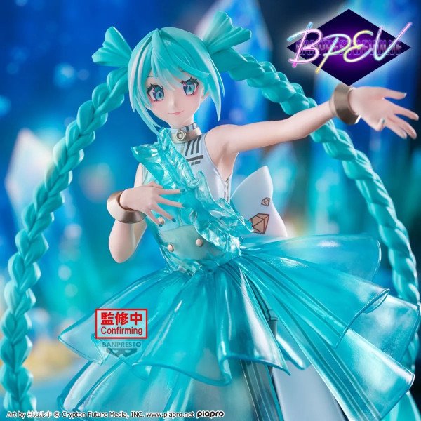 Portrait figurine Hatsune Miku Clearluxe Figure Collection Emerald Gem par Banpresto avec cheveux turquoise et tenue brillante.