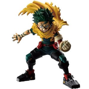 Figurine Ichibansho Izuku Midoriya (Deku) My Hero Academia, vue de face, pose de combat avec cape jaune.