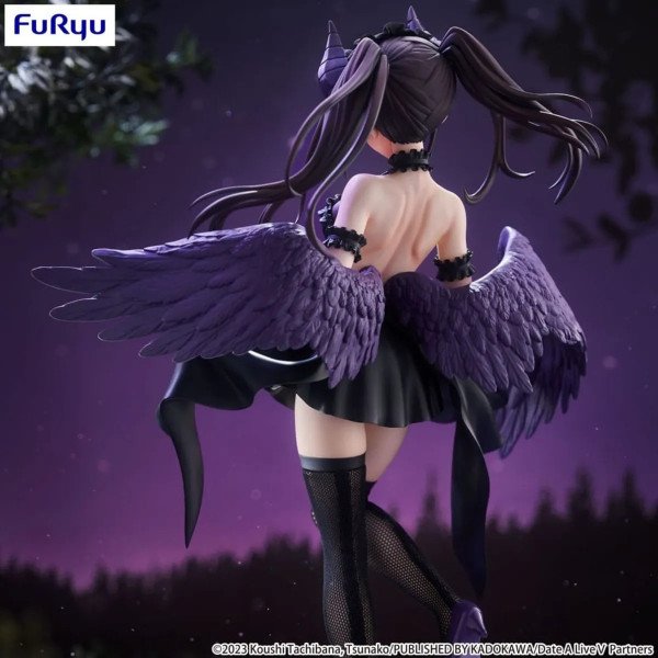 Dos de la statuette PVC BiCute Dark Kurumi Tokisaki (Date A Live V), avec ailes violettes et coiffure twin tails.