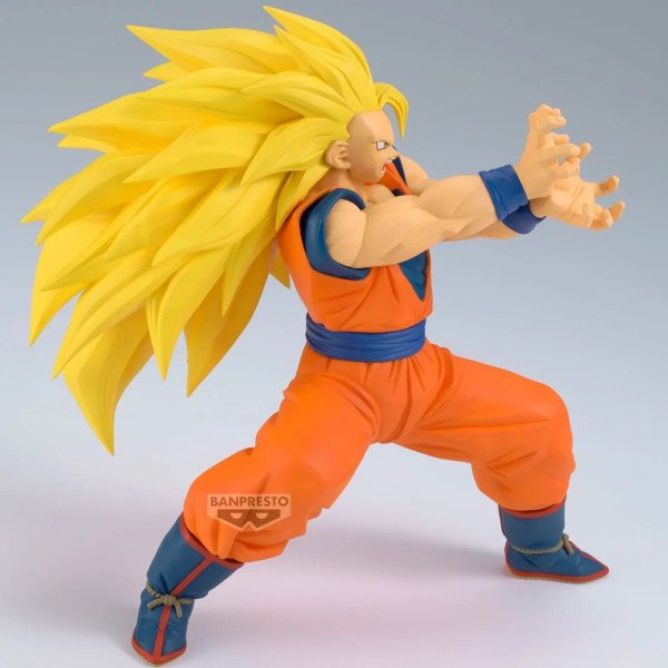 Figurine Match Makers Super Saiyan 3 Son Goku (Dragon Ball Z) Banpresto, profil gauche en position de tir.