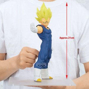Figurine Grandista Majin Vegeta (Dragon Ball Z) Banpresto, vue trois-quarts gauche bras tendu. 2