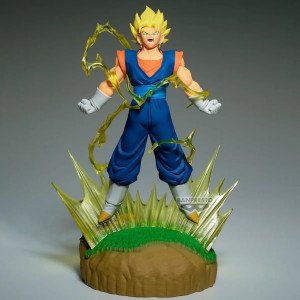 Figurine History Box Vegito (Dragon Ball) Banpresto, vue de face avec aura jaune sur fond noir.