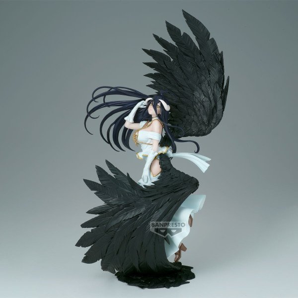 Figurine Banpresto Evolve Albedo Empress of Darkness Ver. (Overlord), profil sur fond gris.