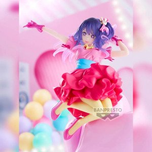 Figurine Ai Oshi no Ko Espresto Poppin' Heart de Banpresto, gros plan sur le visage et la robe rose en pose idol. 2