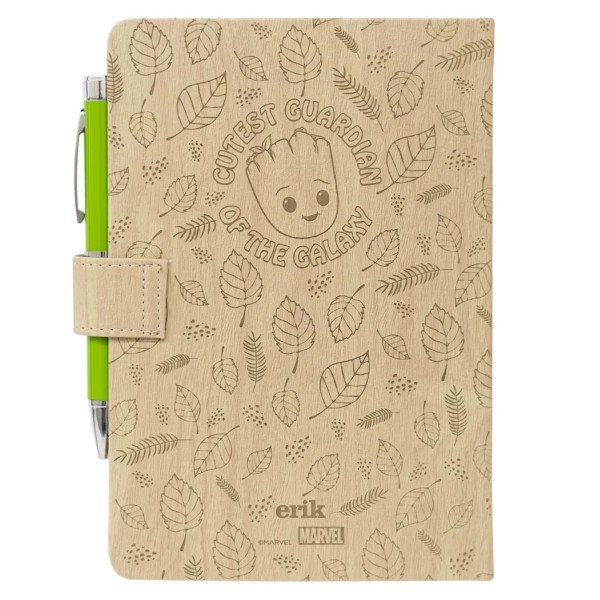 Carnet premium A5 Marvel Groot avec stylo projecteur, couverture beige Cutest Guardian of the Galaxy.