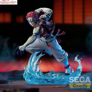 Figurine Akaza en position de combat avec effet d’eau Xross Link Sega mise en scene Demon Slayer