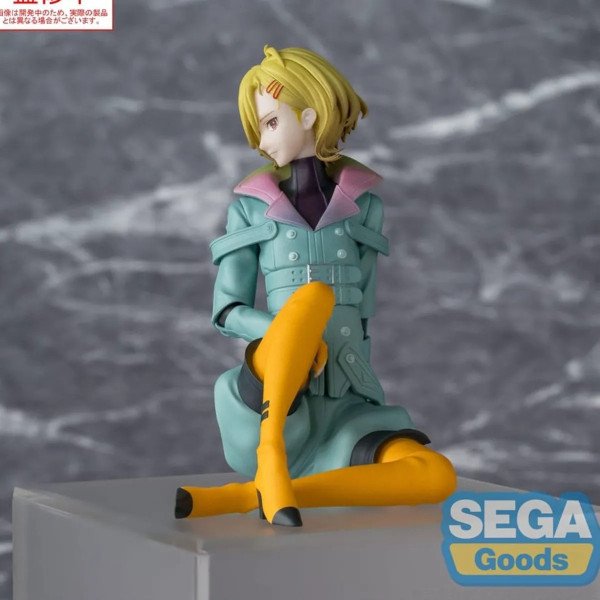 Figurine Setsu Gnosia PM Perching Sega assise vue de profil avec jambes croisees