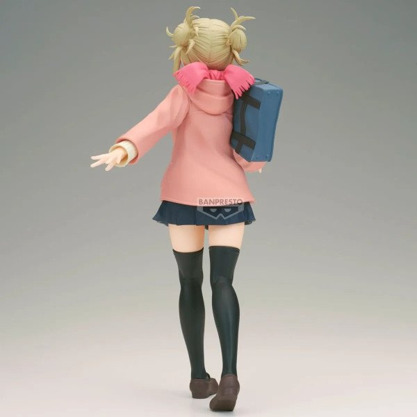 Figurine Himiko Toga My Hero Academia vue de dos avec sac à dos et manteau rose Glitter & Glamours
