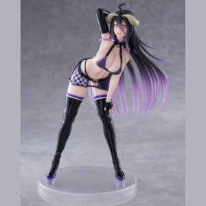 Figurine Albedo Coreful Grid Girl Overlord en tenue violette avec bottes hautes vue de face