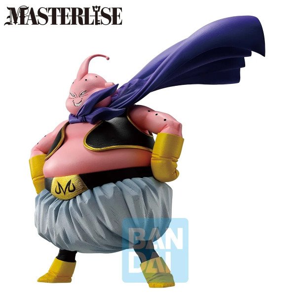 Figurine Majin Buu Ichibansho Battle of the Super Saiyan de Dragon Ball Z en vue trois quarts face avec cape violette au vent
