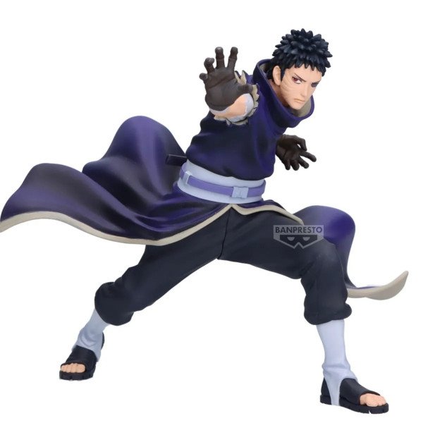 Figurine Obito Uchiha Vibration Stars Banpresto en pose d’attaque, vue de face sur fond blanc