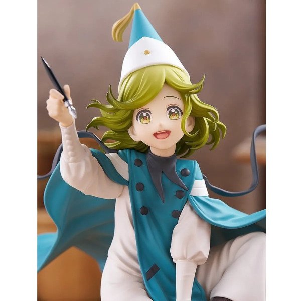 Gros plan de la figurine Coco Pop Up Parade L Size de Witch Hat Atelier avec sourire et pinceau en main