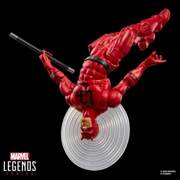 Figurine Daredevil Marvel Legends Secret Wars en pose renversée avec disque effet radar