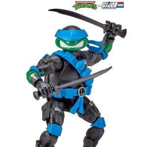 Visuel officiel de la figurine Leonardo x Snake Eyes Tortues Ninja x G.I. Joe Crossover Classics