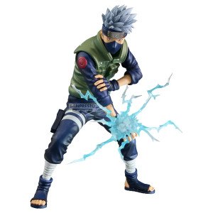 Figurine Kakashi Hatake Grandista Special Edition Banpresto avec effet éclair bleu, vue de face.