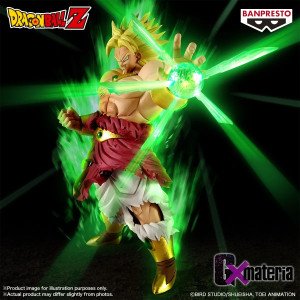 Figurine Broly Dragon Ball Z G x Materia Banpresto, attaque d'énergie verte en main. 2