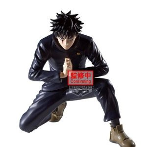 Figurine Megumi Fushiguro Maximatic Banpresto en pose accroupie avec tenue noire et main jointe.