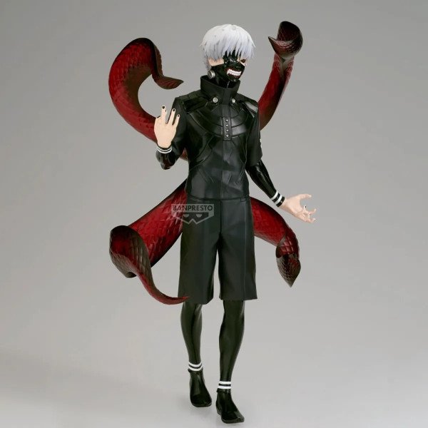 Kaneki Ken Grandista Banpresto Tokyo Ghoul de face, masque noir et kagune rouge autour du corps.