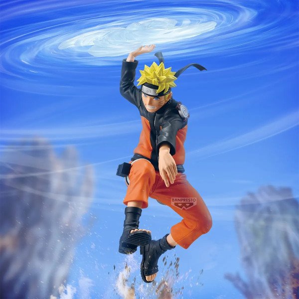 Figurine Naruto Uzumaki en pleine attaque avec Rasenshuriken sur fond bleu dynamique.