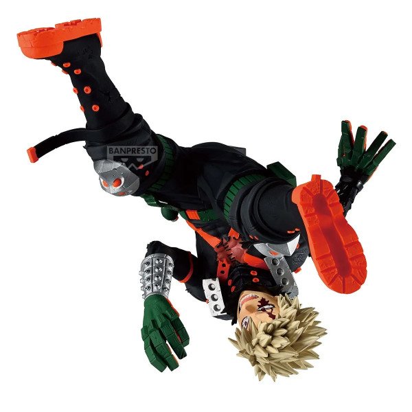 Figurine Katsuki Bakugo Maximatic de My Hero Academia en pose inversée avec semelle orange au premier plan.