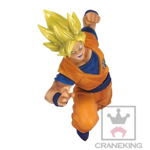 Figurine Son Goku Super Saiyan Soul X Soul Banpresto vue en plongée avec pose d’attaque