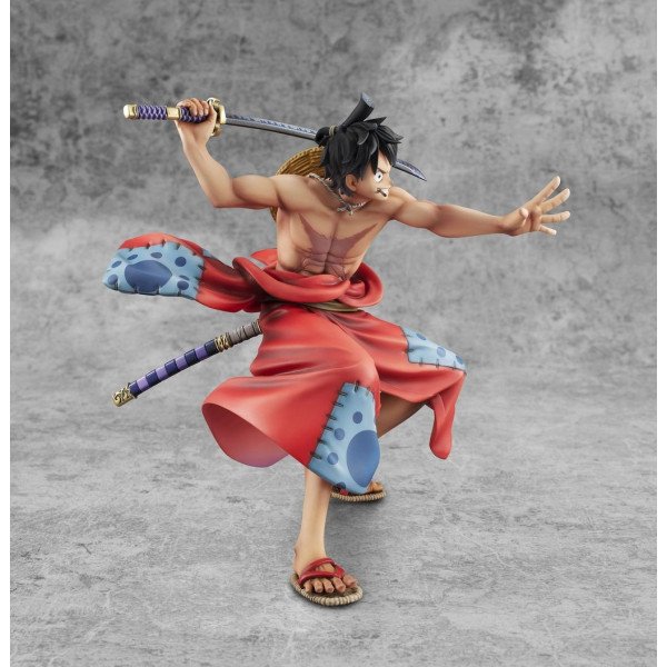 Figurine Luffy Taro P.O.P Warriors Alliance MegaHouse en pose de combat de profil