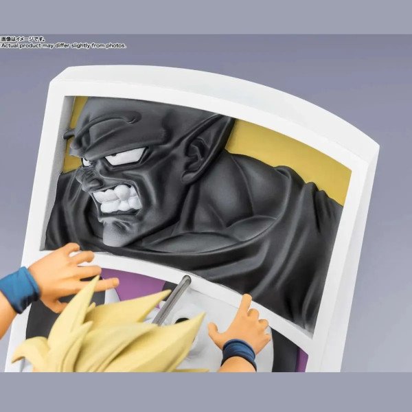 Détail de Piccolo Daimao sur le décor de la figurine Son Goku Trail Of Battles