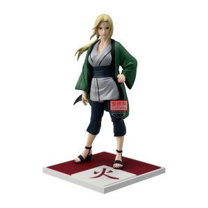 Figurine Tsunade Hokage Naruto Shippuden Banpresto vue de face sur socle rouge