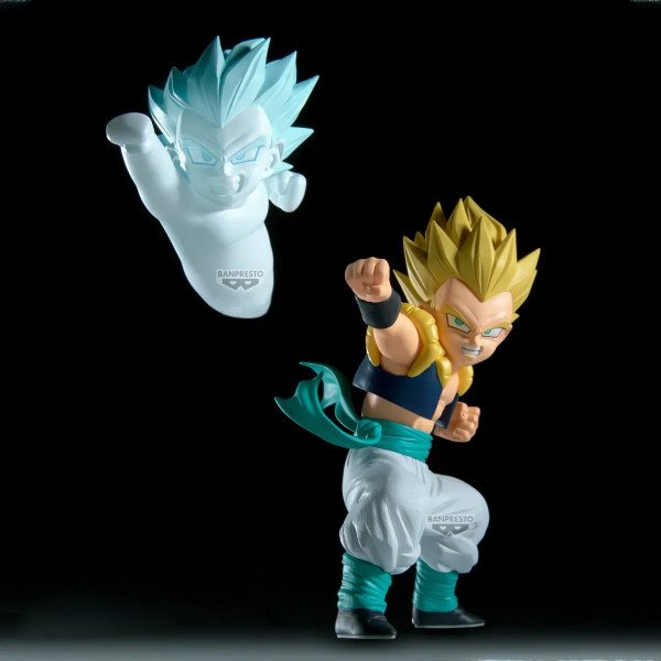 Figurine Gotenks Super Saiyan Banpresto en angle avec poing levé et effet fantôme