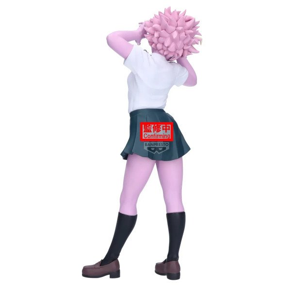 Vue arrière de la figurine Mina Ashido Glitter & Glamours Banpresto My Hero Academia
