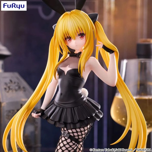 Portrait de la figurine Konjiki no Yami BiCute Bunnies avec cheveux blonds et oreilles de lapin